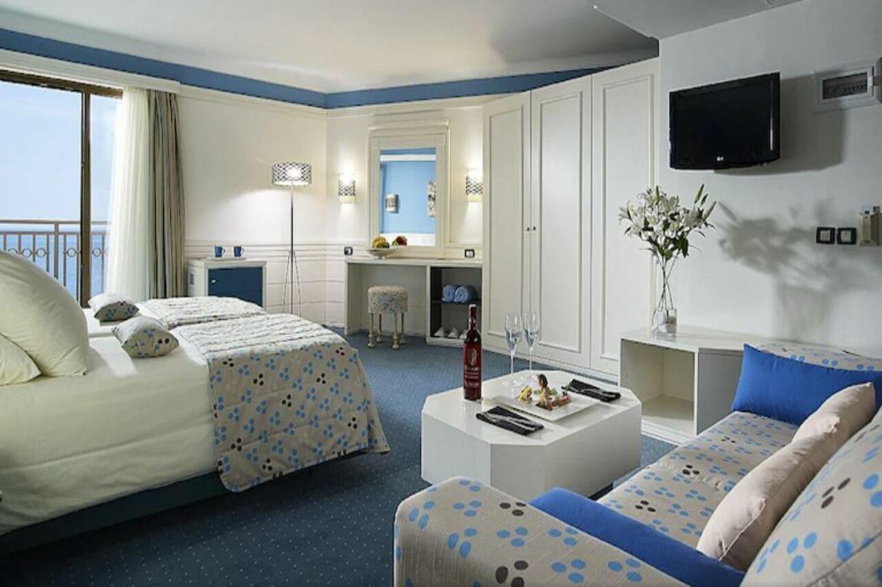 Elissa Adults-Only Lifestyle Beach Resort Kallithéa エクステリア 写真 A typical hotel room
